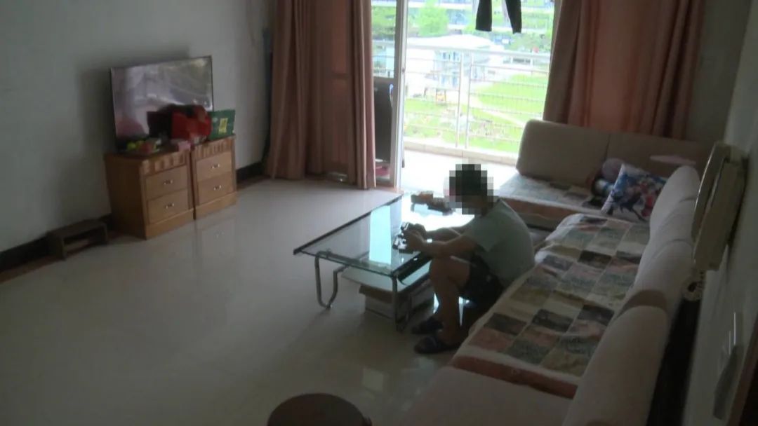 预防未成年人沉迷网络游戏_未成年人游戏充值风险_游戏 专题栏目