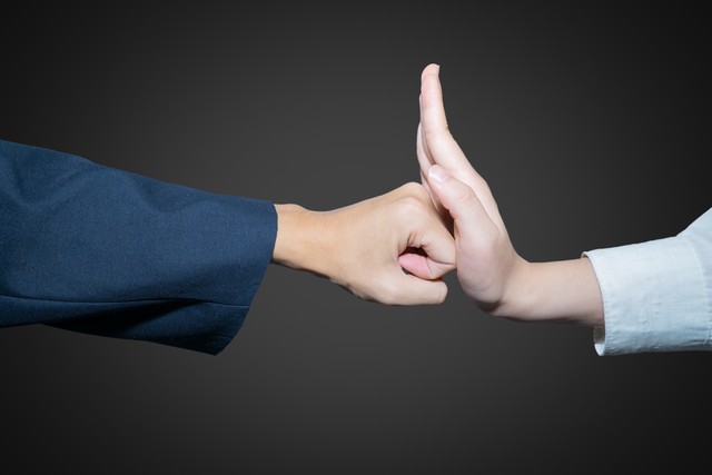 欲擒故纵策略应用_欲擒故纵计谋解读_三十六计生活应用实例