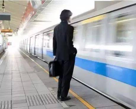 伯努利原理 理论 解释_伯努利原理 实例 应用_伯努利原理生活应用