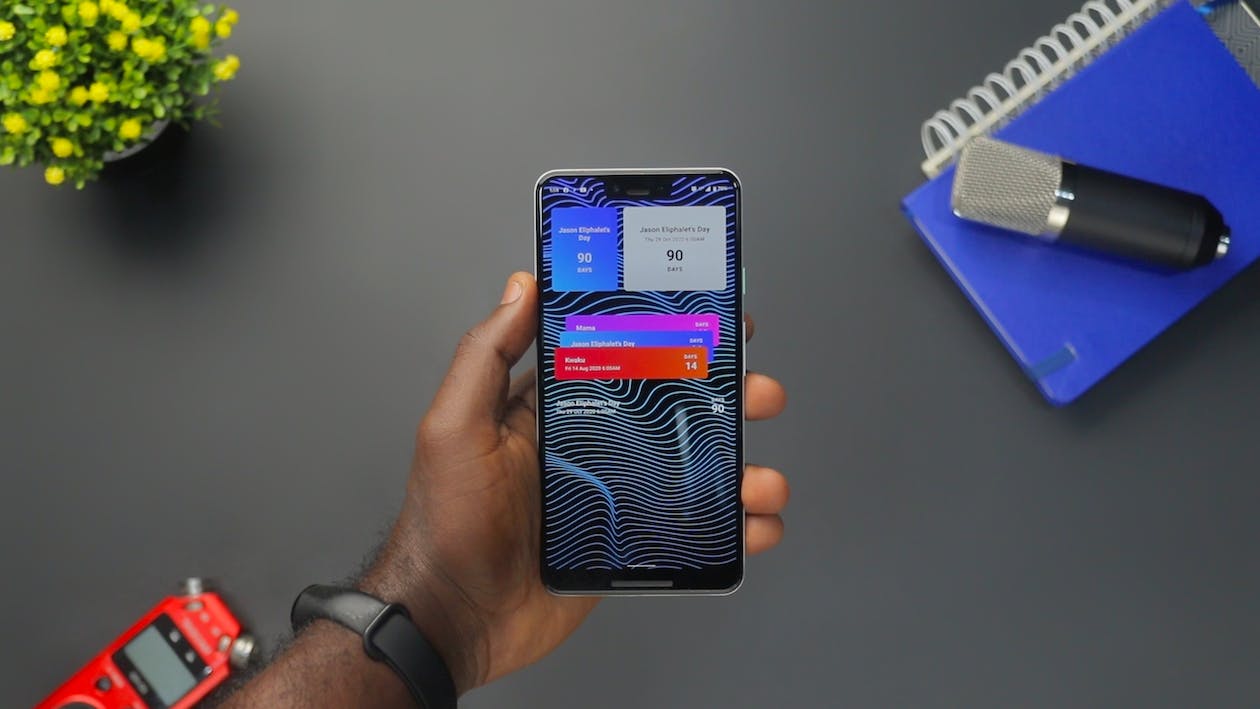 生活黑科技应用_黑科技小工具 好莱坞老电影有声小说大全 Logo设计