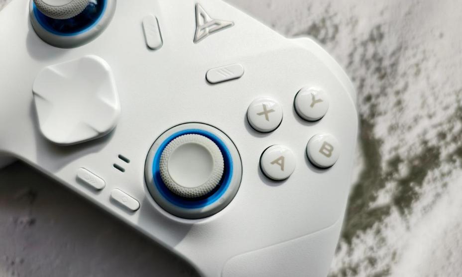 以下哪部游戏设备_2025年游戏手柄推荐_300元游戏手柄排行前十名