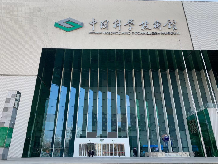 锥体上滚生活应用_锥体上滚的创新想法_锥体上滚的实验现象